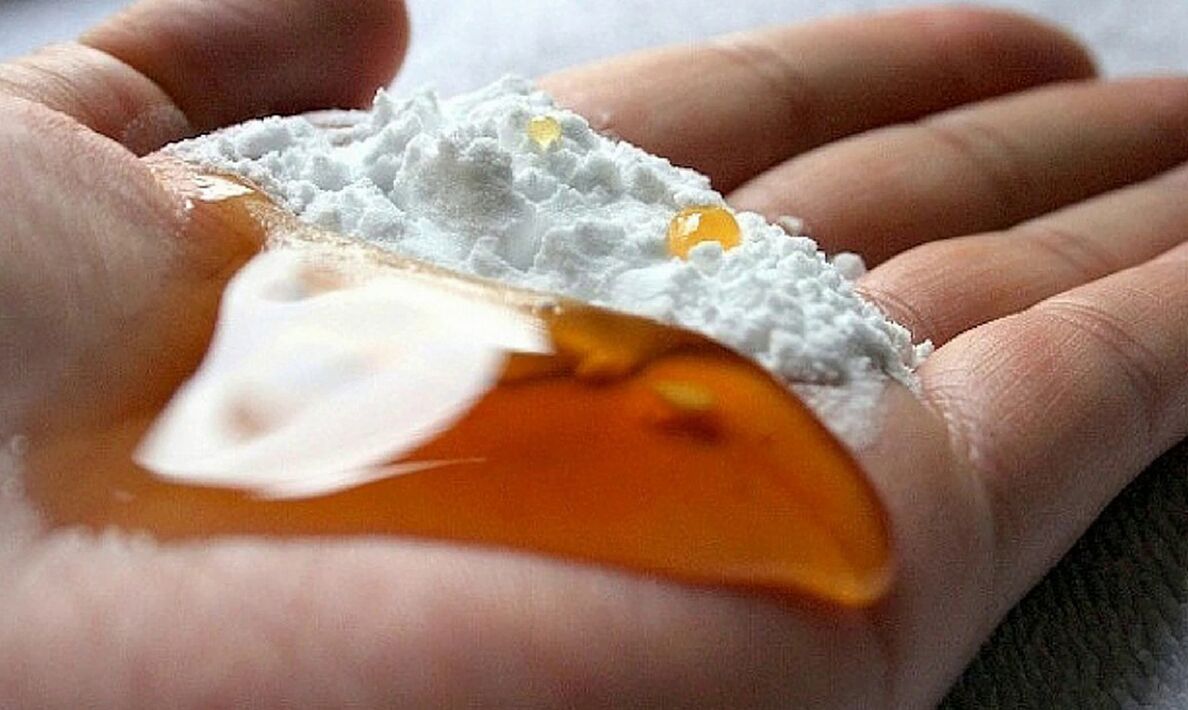 Baking soda at honey para sa pagpapalaki ng titi